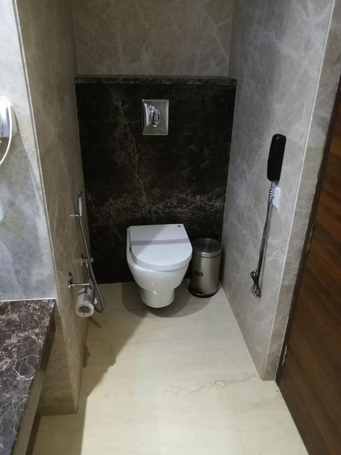נוידה Hide Away Suites מראה חיצוני תמונה