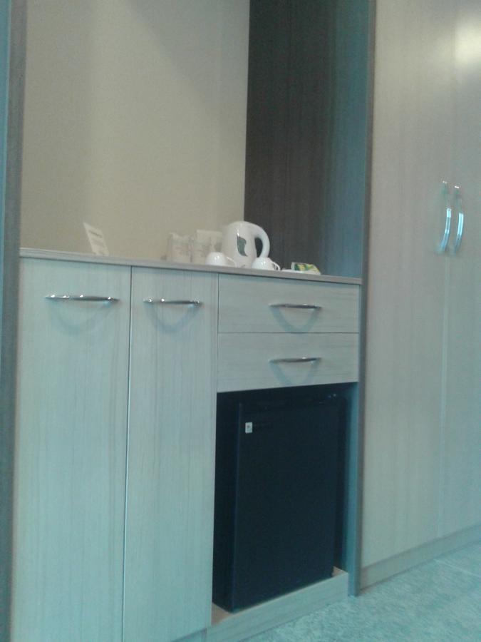 נוידה Hide Away Suites מראה חיצוני תמונה